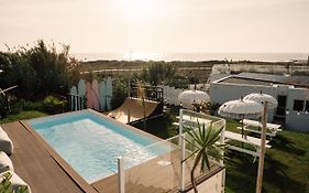 We Surf House